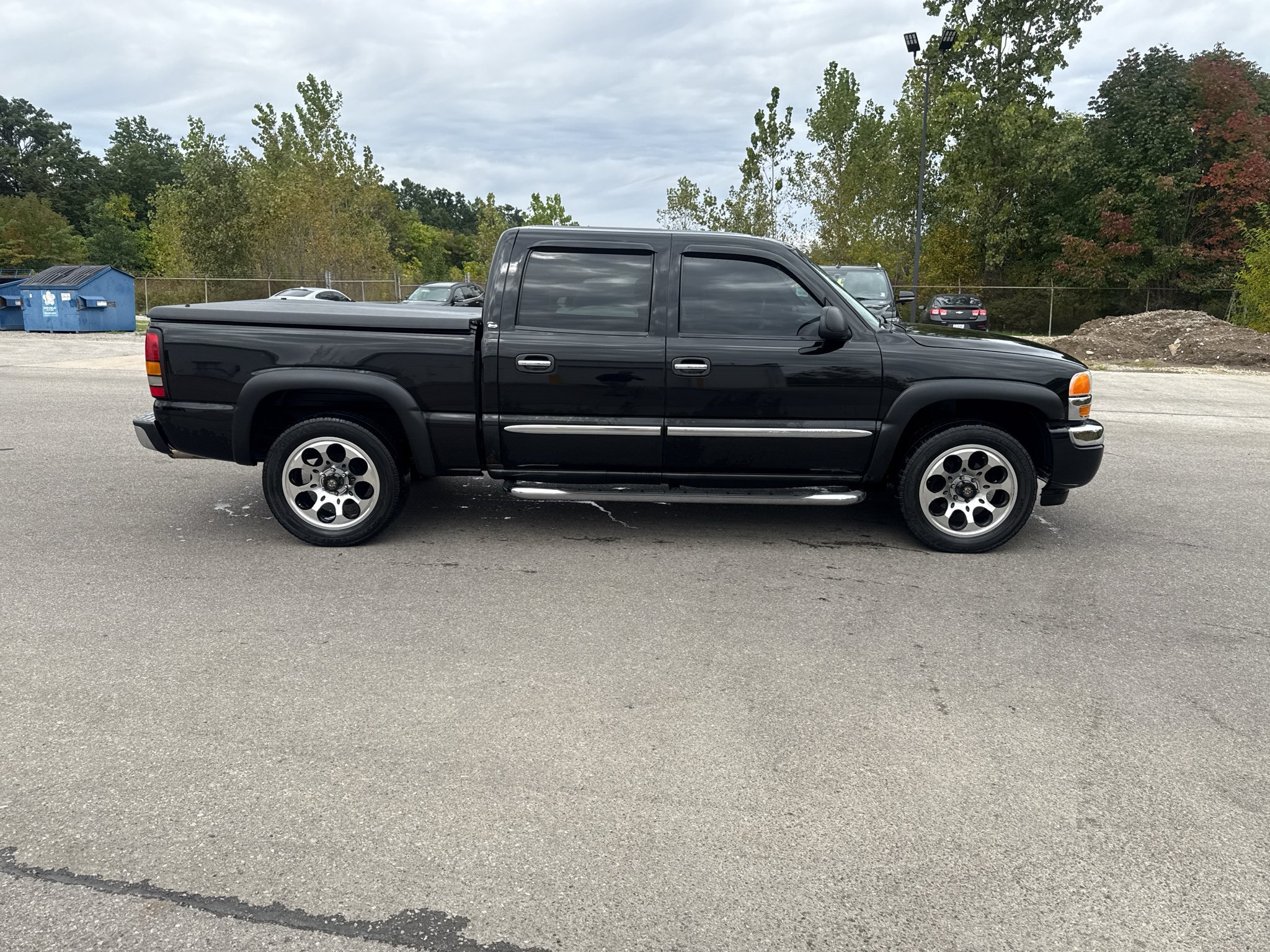 Used 2007 GMC Sierra 1500 SLE AWD/4WD image 7