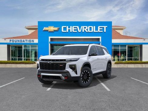 New 2026 Chevrolet Traverse Z71 w/ Driver Confidence Package image 8