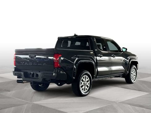 Used 2025 Toyota Tacoma SR5 RWD image 8