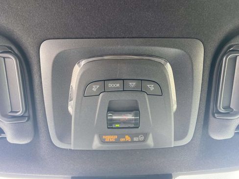 Used 2026 Toyota Corolla SE FWD image 19