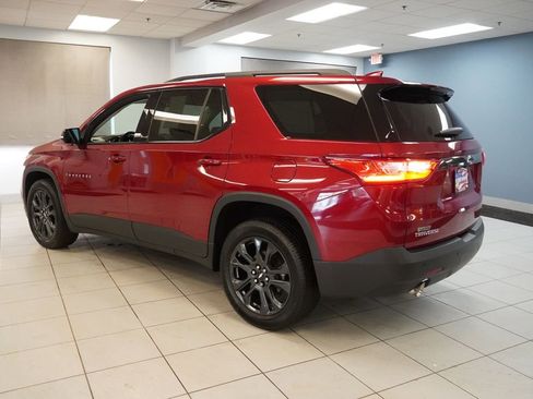 Used 2020 Chevrolet Traverse RS w/ LPO, Floor Liner Package FWD image 4