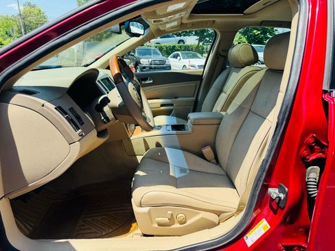 Used 2008 Cadillac STS w/ Preferred Equipment Group RWD image 17