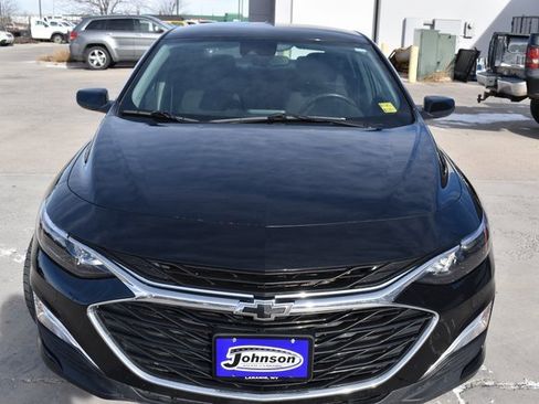 Used 2021 Chevrolet Malibu RS image 2