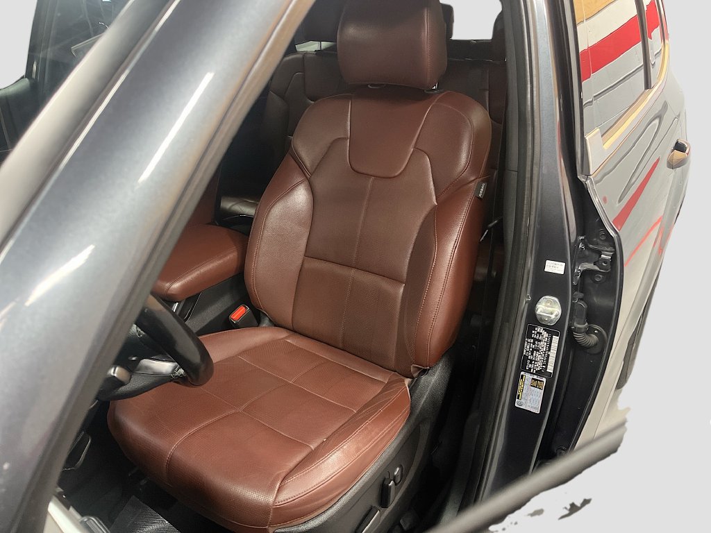 Used 2023 Kia Telluride EX AWD/4WD image 19