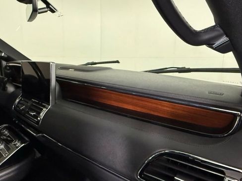 Used 2023 Lincoln Navigator Reserve image 34