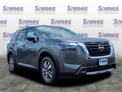 New 2025 Nissan Pathfinder SL