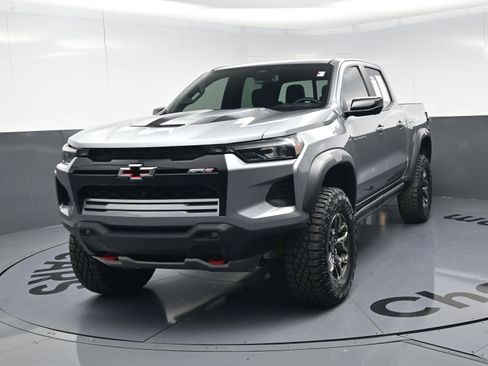 Certified 2024 Chevrolet Colorado ZR2 w/ Technology Package image 11