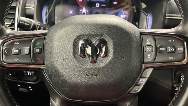 Used 2023 RAM 1500 Limited AWD/4WD image 16