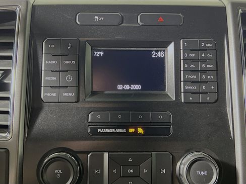 Used 2016 Ford F150 XLT AWD/4WD image 27
