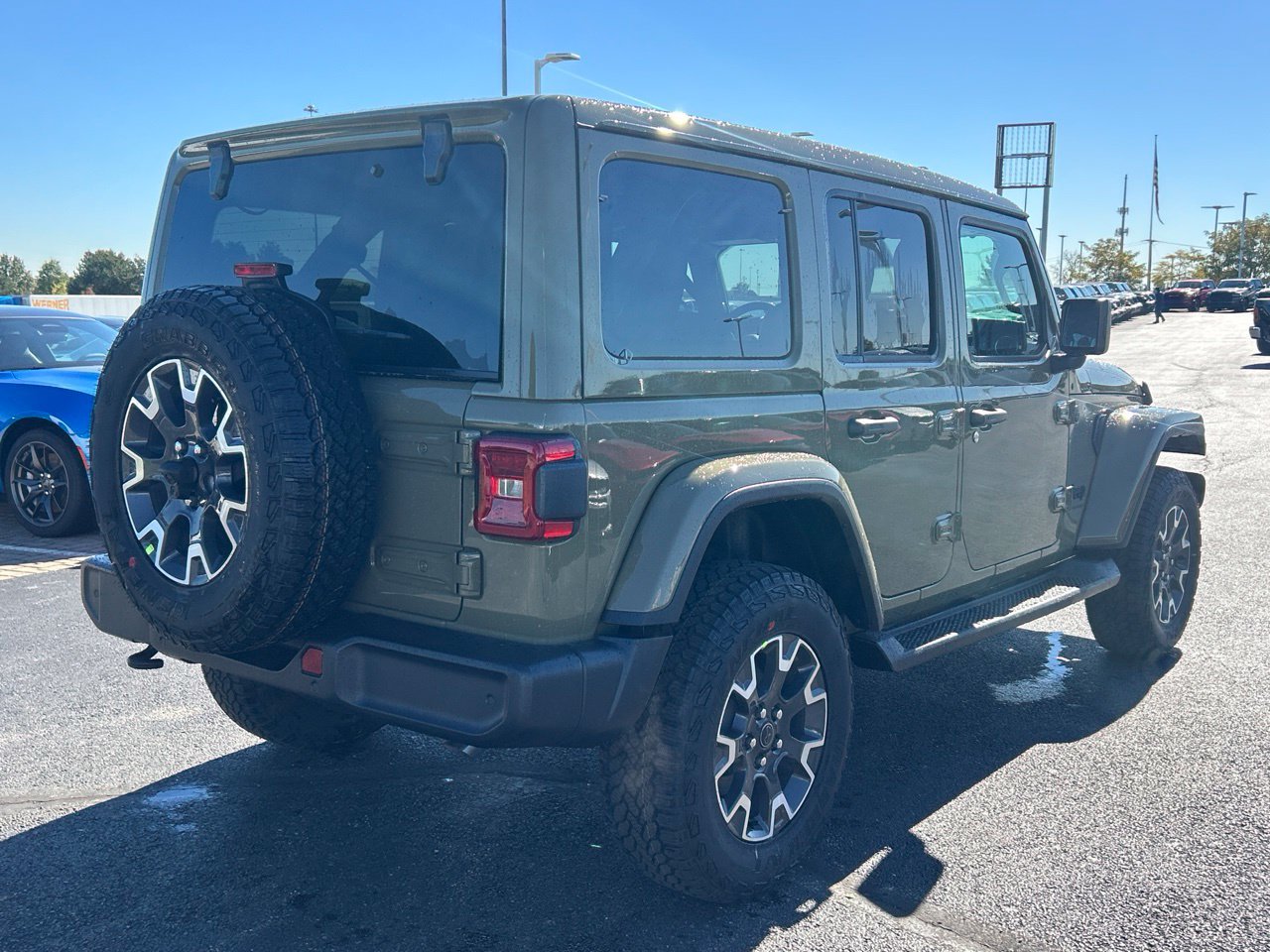 New 2027 Jeep Wrangler Unlimited Sahara AWD/4WD image 3
