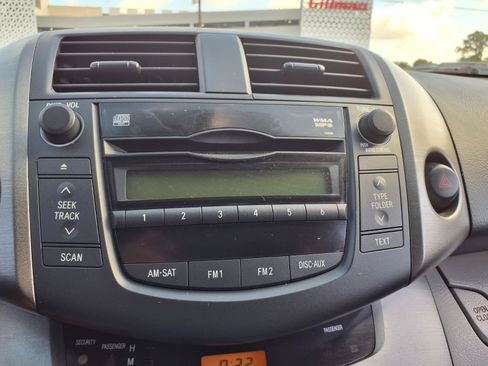 Used 2010 Toyota RAV4 2WD image 6