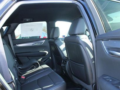 New 2026 Cadillac XT5 Luxury