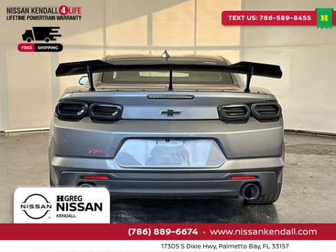 Used 2019 Chevrolet Camaro LT w/ RS Package image 10