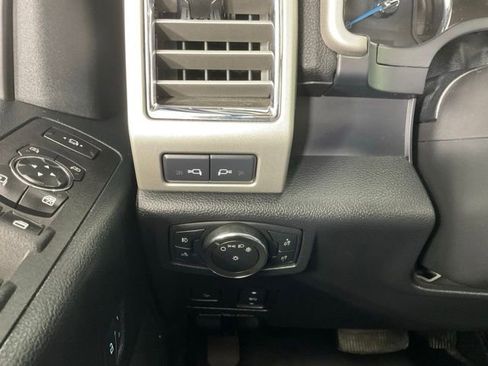 Used 2017 Ford F250 Lariat w/ Lariat Ultimate Package image 30