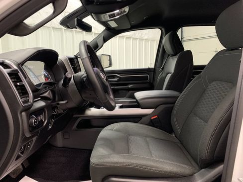 Used 2025 RAM 1500 Big Horn AWD/4WD image 16