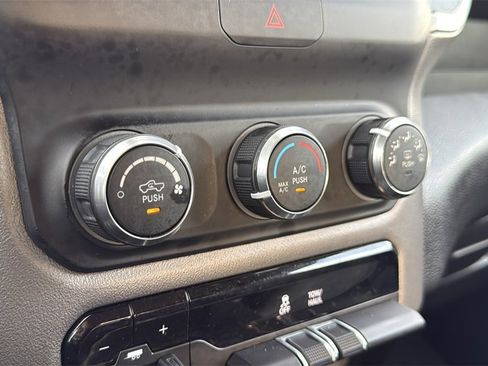 Used 2019 RAM 2500 Big Horn image 24