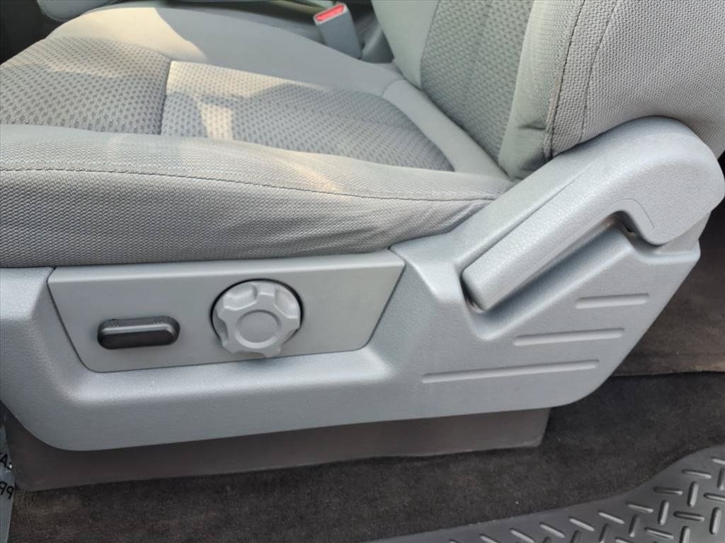 Used 2013 Ford F150 XLT w/ XLT Chrome Pkg RWD image 25