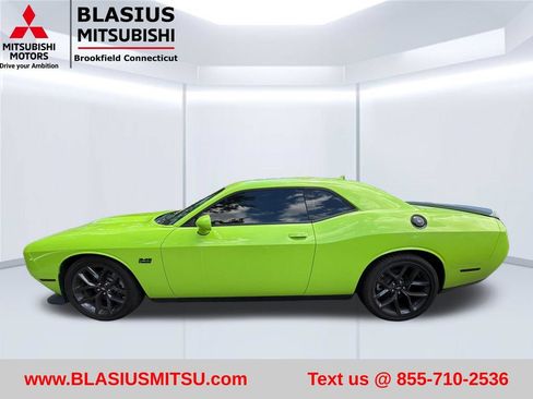 Used 2023 Dodge Challenger R/T w/ Blacktop Package RWD image 9