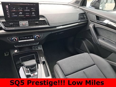 Used 2024 Audi SQ5 Prestige w/ Prestige Package image 28