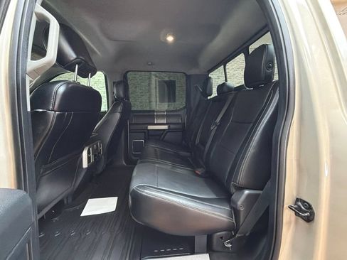 Used 2018 Ford F250 Lariat w/ Tow Technology Bundle AWD/4WD image 13