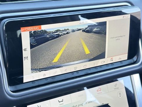 Used 2021 Land Rover Range Rover P525 Westminster Edition image 15