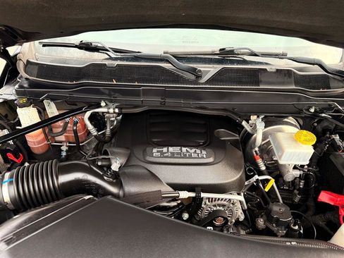 Used 2020 RAM 2500 Big Horn image 34