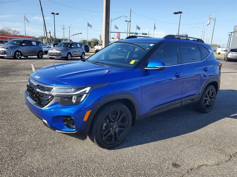 Used 2024 Kia Seltos X-Line image 2