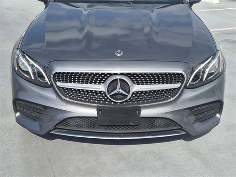 Used 2018 Mercedes-Benz E 400 4MATIC Coupe w/ Premium 1 Package image 9
