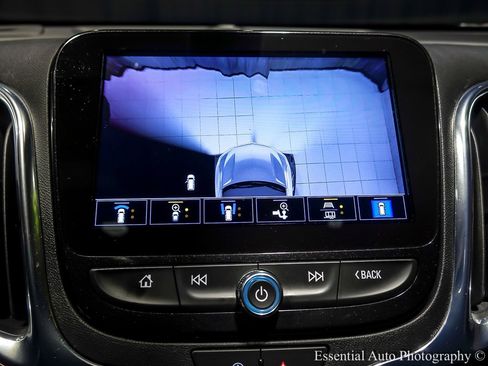 Used 2023 Chevrolet Equinox Premier image 27