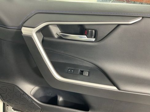 Used 2022 Toyota RAV4 XSE image 13