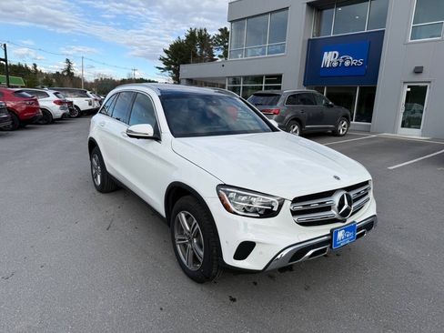 Used 2022 Mercedes-Benz GLC 300 4MATIC image 4