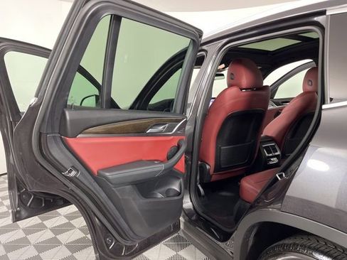 Used 2023 BMW X3 xDrive30i image 44