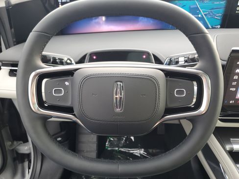 New 2026 Lincoln Nautilus Reserve w/ Jet Appearance Package AWD/4WD image 16