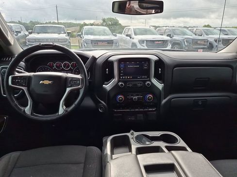 Used 2019 Chevrolet Silverado 1500 LT w/ Texas Edition AWD/4WD image 32