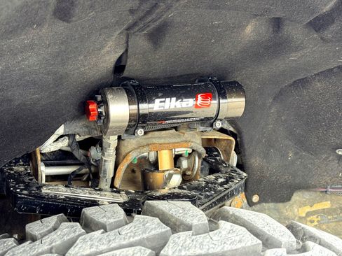 Used 2024 GMC Sierra 2500 Denali Ultimate image 3