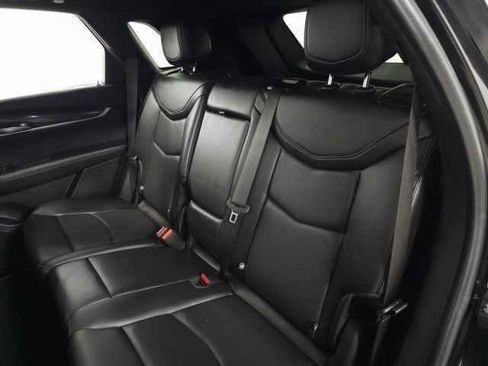 Certified 2022 Cadillac XT5 Sportv w/ Technology Package image 44