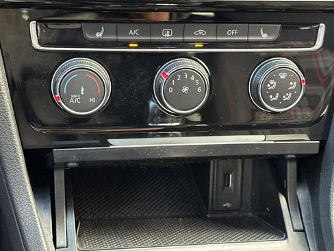 Used 2018 Volkswagen GTI S image 17
