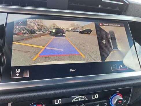 Used 2020 Audi Q3 2.0T Prestige w/ Prestige Package image 28