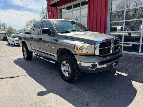 Used 2006 Dodge Ram 2500 Truck SLT w/ Quad Cab Big Horn Value Group image 2