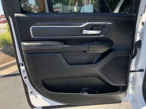 Used 2019 RAM 1500 Big Horn RWD image 15