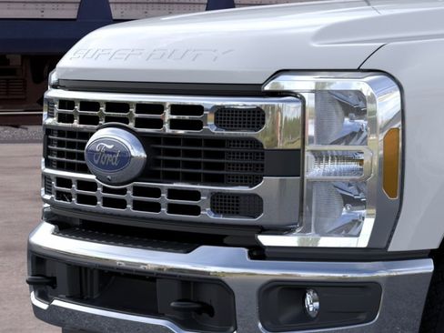 New 2026 Ford F350 XLT AWD/4WD image 17