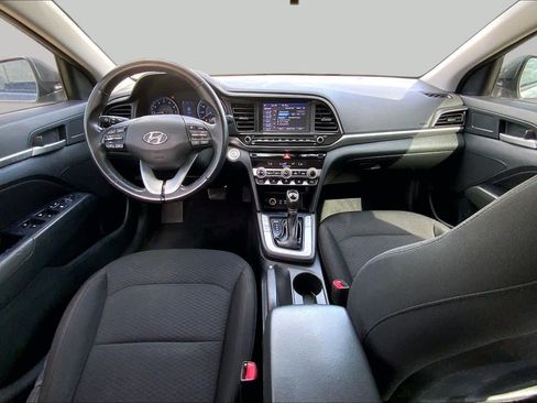 Used 2020 Hyundai Elantra Value Edition w/ Cargo Package (C1) FWD image 15