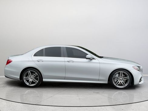 Used 2020 Mercedes-Benz E 350 Sedan w/ Driver Assistance Package image 9