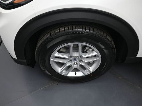 New 2026 Ford Explorer Active w/ Active Comfort Package RWD image 40