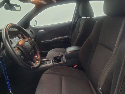 Used 2020 Dodge Charger SXT w/ Blacktop Package RWD image 17
