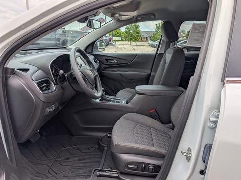 Used 2023 Chevrolet Equinox LT w/ LPO, Floor Liner Package AWD/4WD image 10