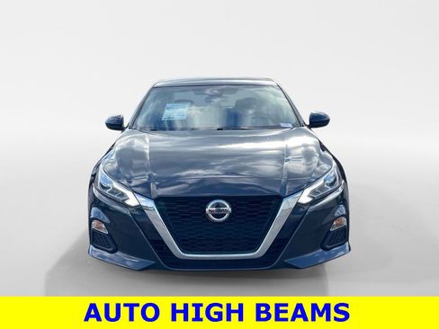 Used 2022 Nissan Altima 2.5 SV image 9