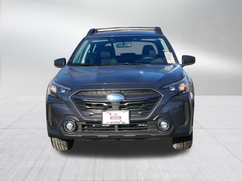 Used 2025 Subaru Outback image 2