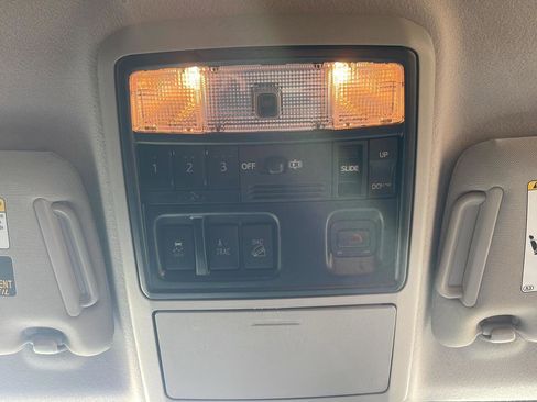 Used 2022 Toyota 4Runner Limited image 17