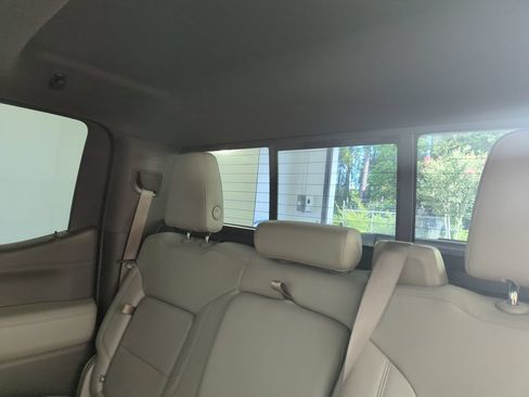 Used 2019 Chevrolet Silverado 1500 LTZ w/ LTZ Premium Package AWD/4WD image 31
